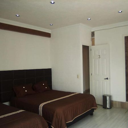 Hotel El Arco Zitácuaro エクステリア 写真